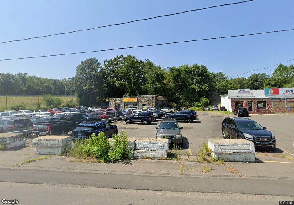 928 Waterbury Rd, Naugatuck, CT 06770 - photo 1