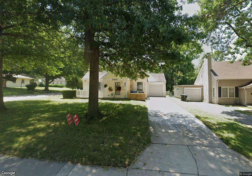 2401 SW 10th Ave, Topeka, KS 66604 - photo 1