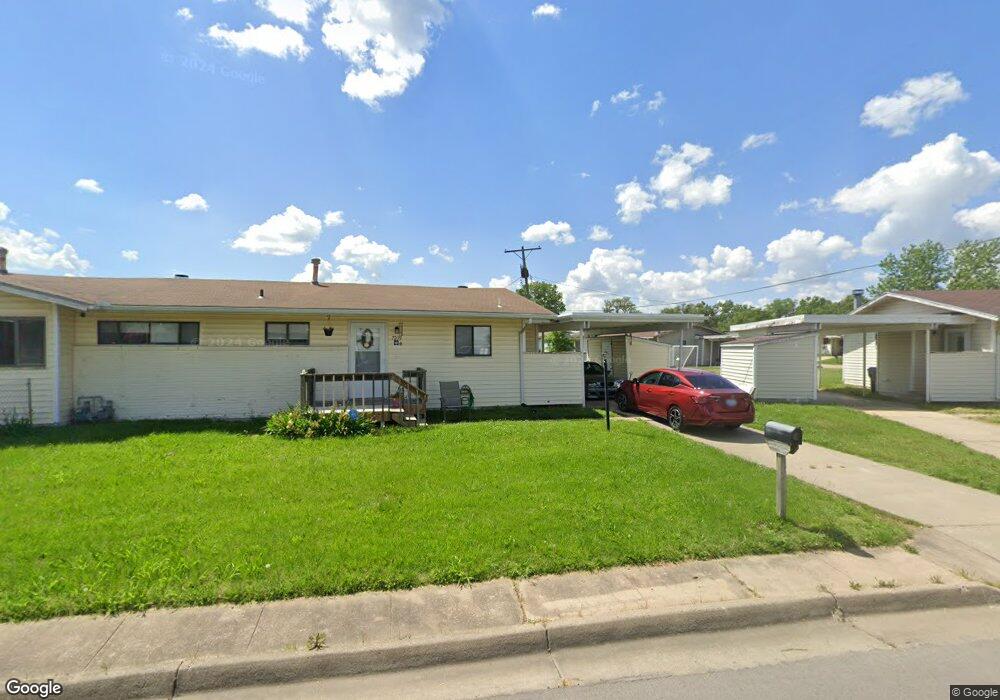 7233 SW Timberway Dr, Topeka, KS 66619 - photo 1