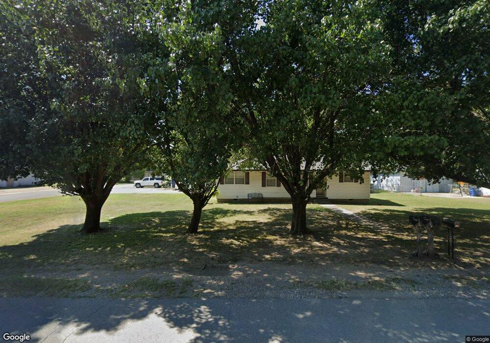 201 N Wyandotte, Locust Grove, OK 74352 - photo 1