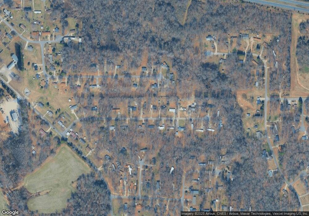 149 Red Oak Dr, Statesville, NC 28677 - photo 1