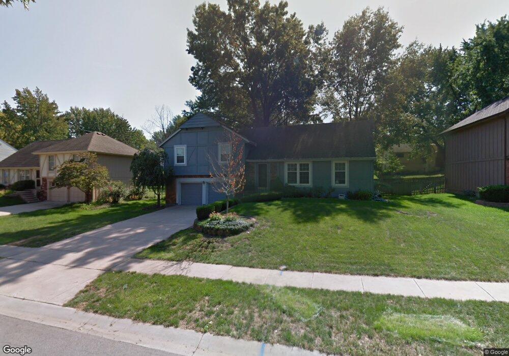 12905 W 77th St, Shawnee, KS 66216 - photo 1