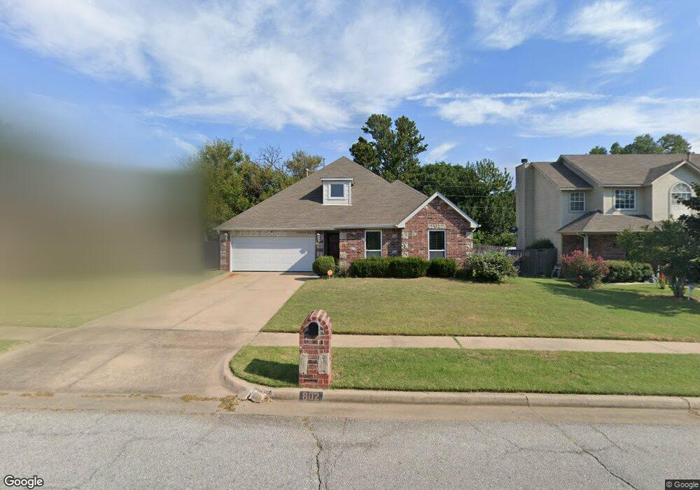 802 W Pittsburg Place, Broken Arrow, OK 74012 - photo 1