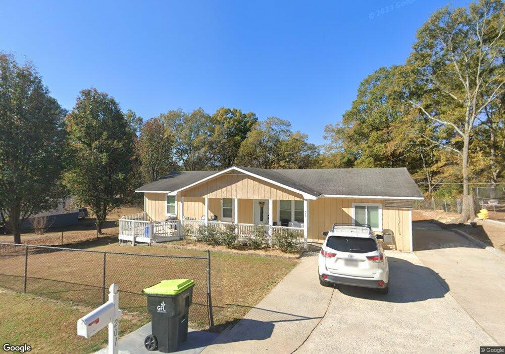 207 Clyde St, Cedartown, GA 30125 - photo 1