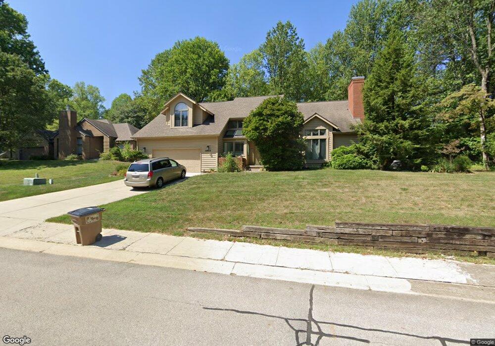 4922 Timber Ridge Dr, Columbus, IN 47201 - photo 1