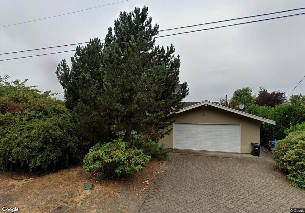 3049 71st Ave SE, Mercer Island, WA 98040 - photo 1