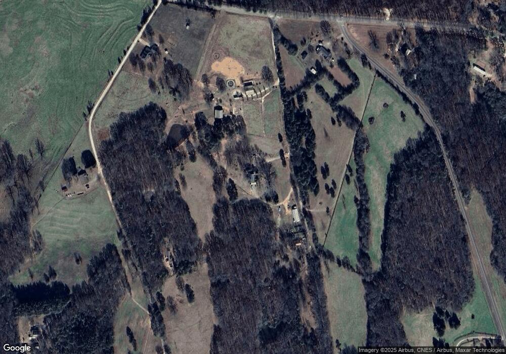 5208 Jot Em Down Rd, Danielsville, GA 30633 - photo 1