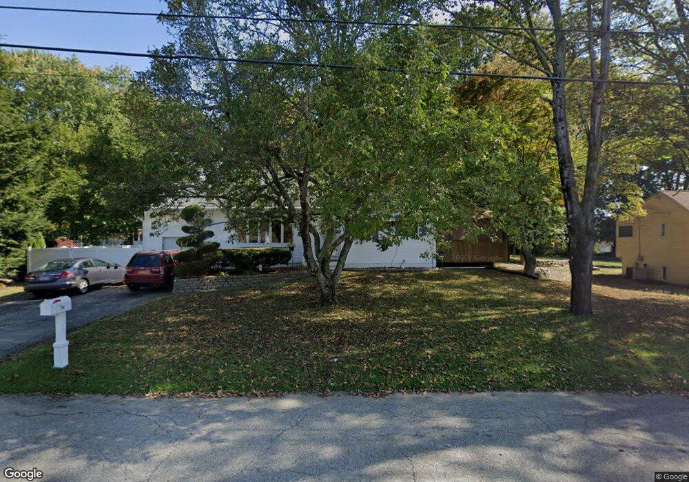 11A Ely Rd, Cortlandt Manor, NY 10567 - photo 1