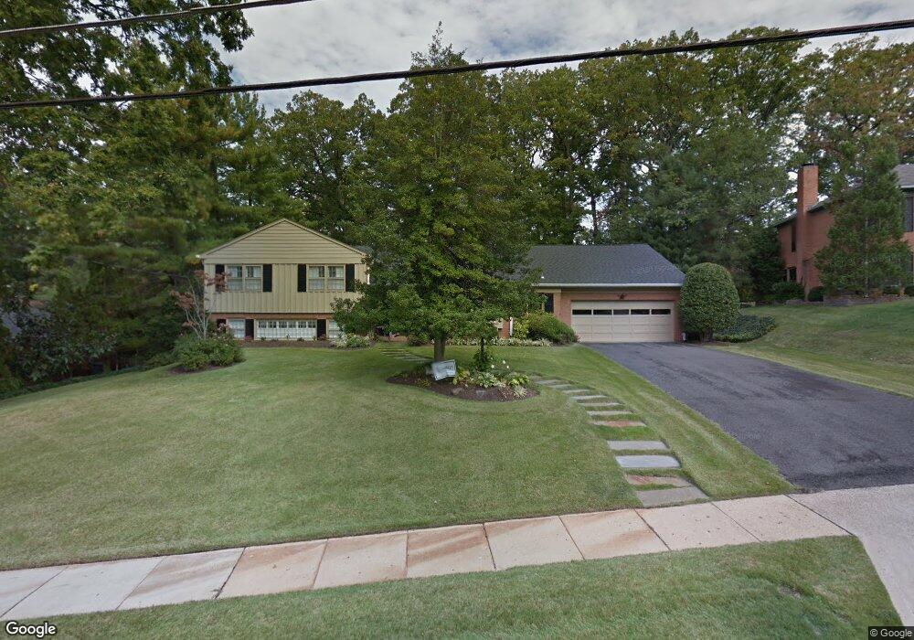 1216 Villamay Blvd, Alexandria, VA 22307 - photo 1