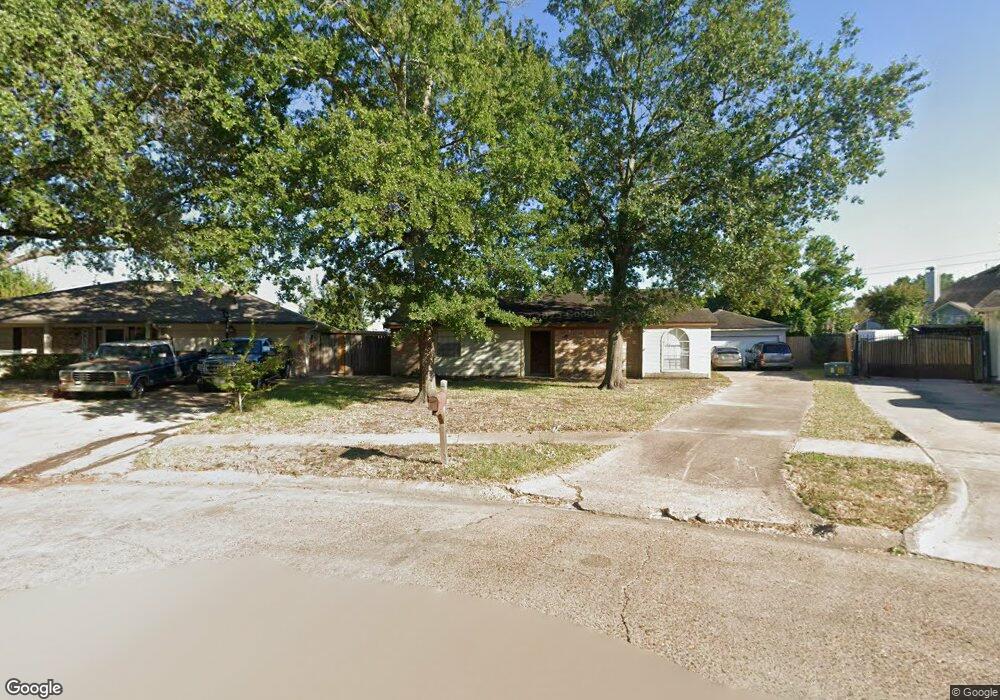 7107 Brook Stone Dr, Houston, TX 77040 - photo 1