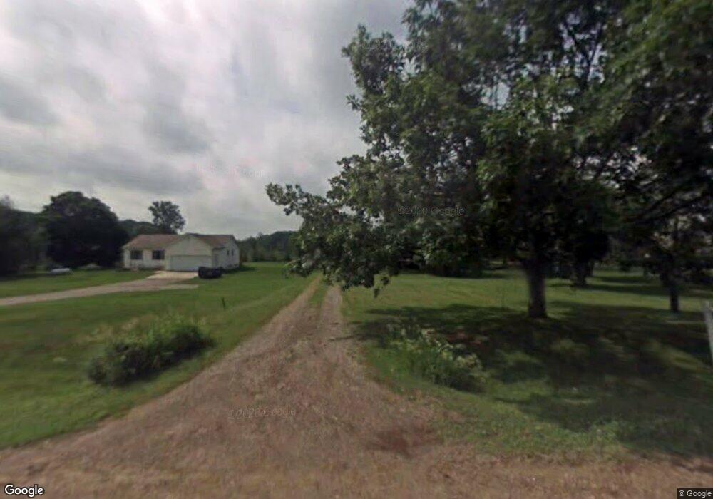 8115 Lahring Rd, Gaines, MI 48436 - photo 1