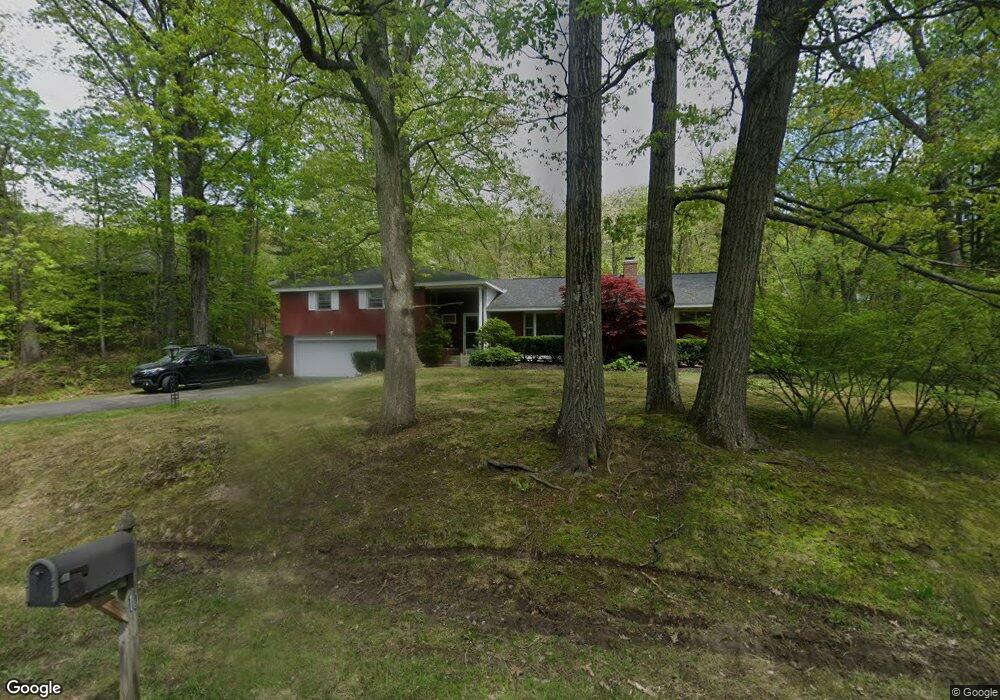 9 Sage Hill Ln, Albany, NY 12204 - photo 1