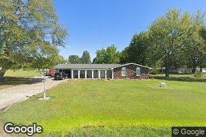506 S Safford St, Christopher, IL 62822
