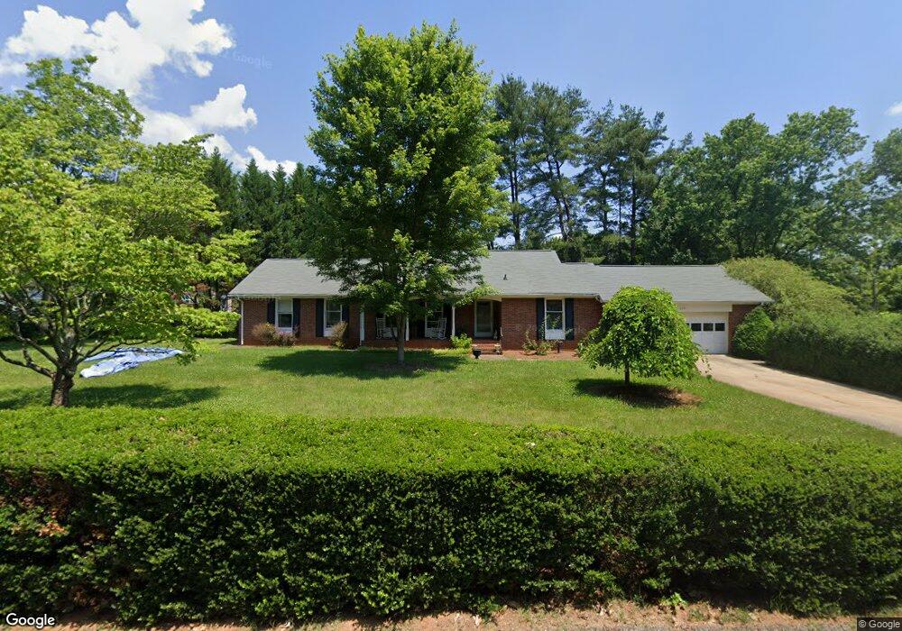 635 Partridge Dr, Statesville, NC 28677 - photo 1