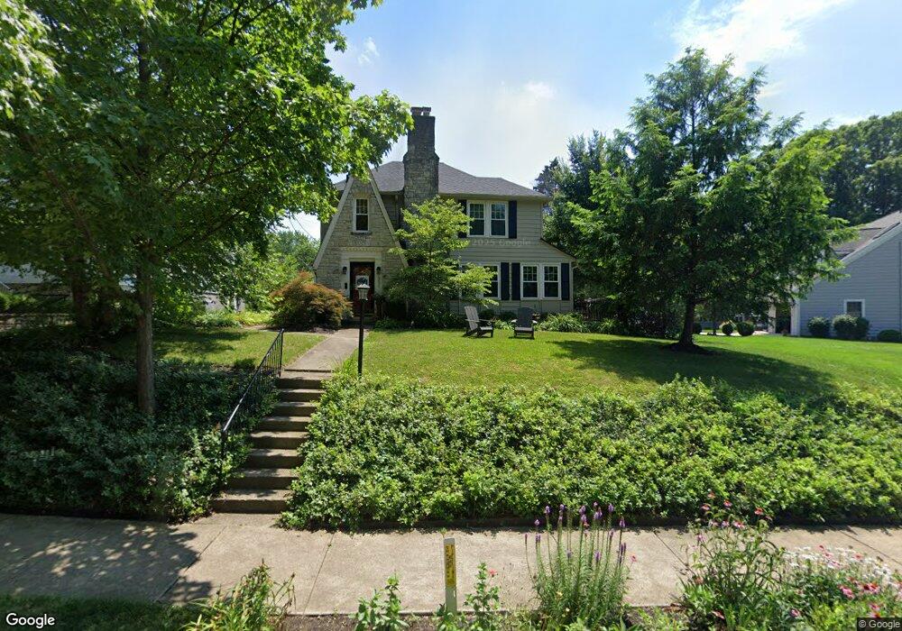 331 E Torrence Rd, Columbus, OH 43214 - photo 1