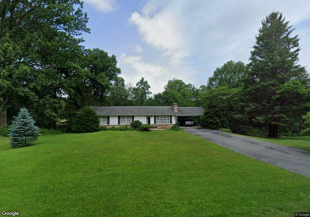 3861 Creekside Dr, Chambersburg, PA 17202 - photo 1