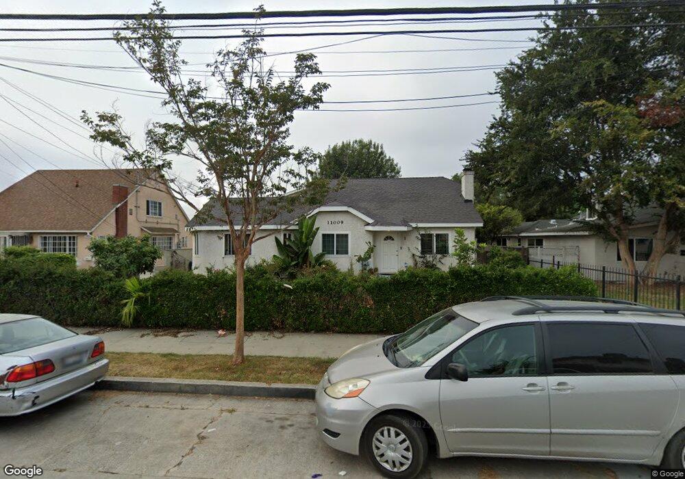 11009 S Grevillea Ave, Inglewood, CA 90304 - photo 1