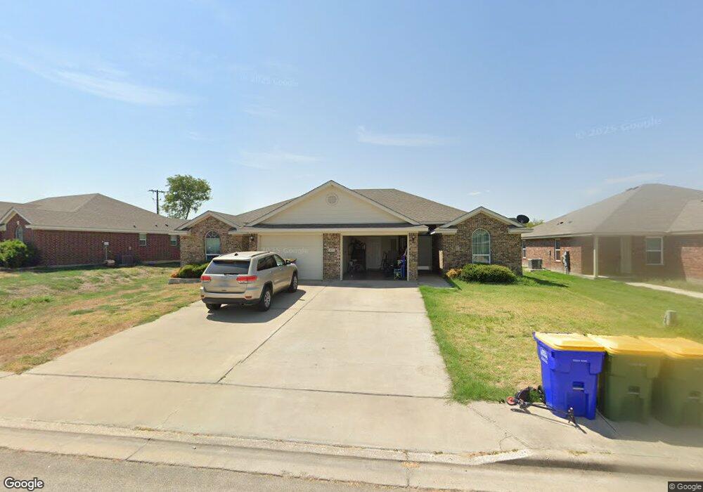 303 Coby Dr, Troy, TX 76579 - photo 1