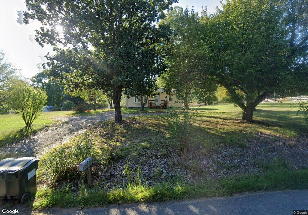 263 Scrabble Rd, Castleton, VA 22716 - photo 1