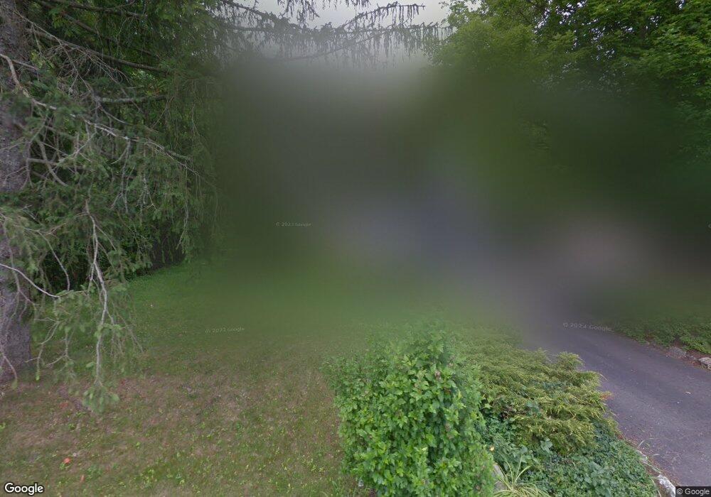 239 Mamanasco Rd, Ridgefield, CT 06877 - photo 1