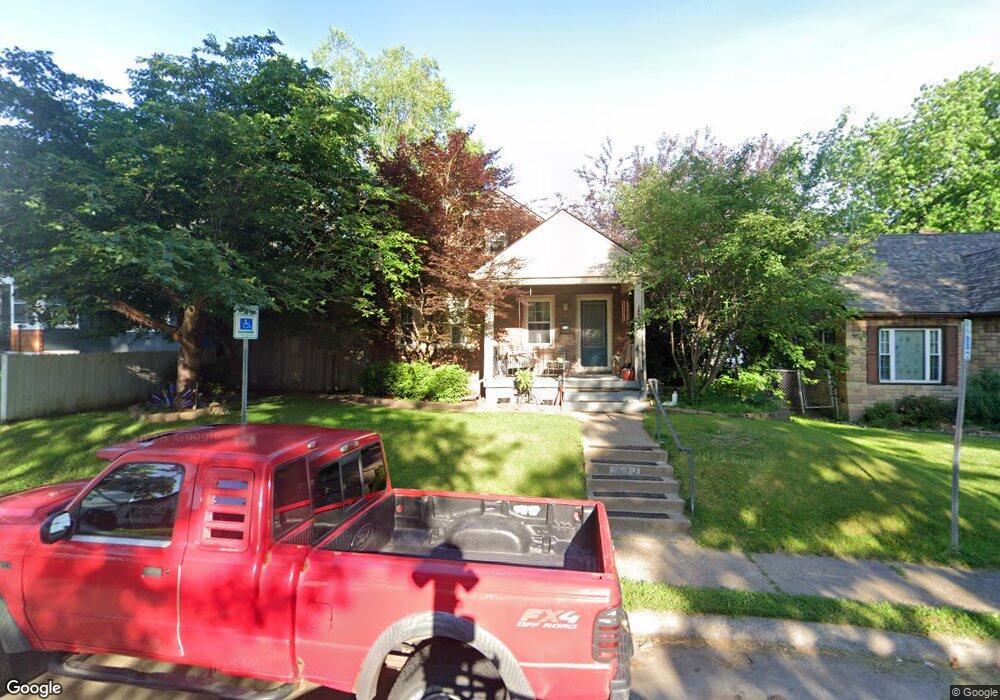 2512 N Howell St, Davenport, IA 52804 - photo 1