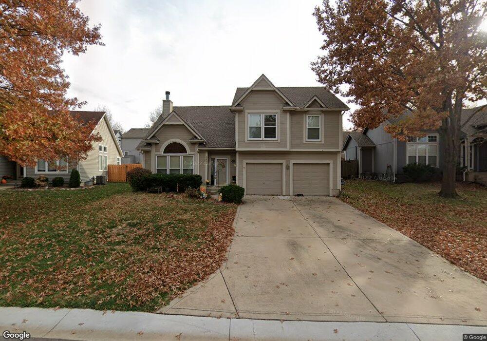 5005 Payne St, Shawnee, KS 66226 - photo 1
