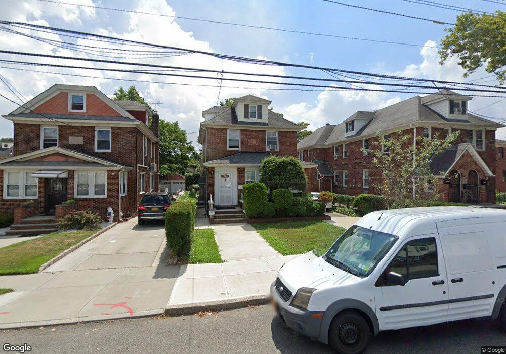 14614 Laburnum Ave, Flushing, NY 11355 - photo 1