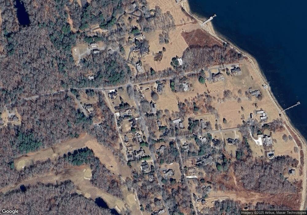 18 Nonquitt Ave, South Dartmouth, MA 02748 - photo 1