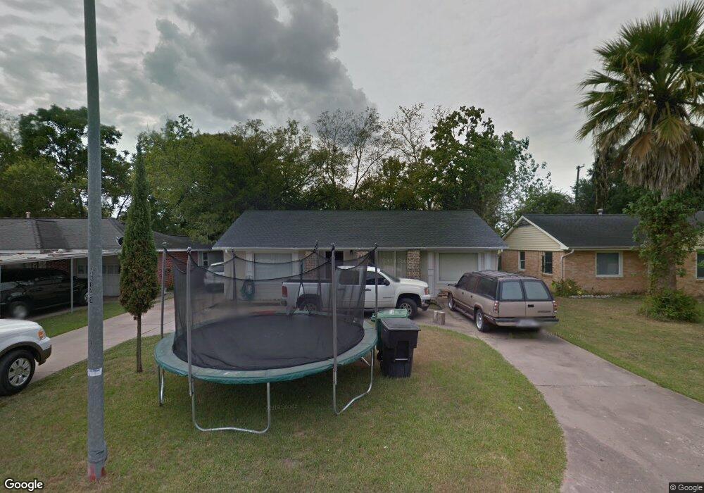 230 Floradora Ln, Houston, TX 77076 - photo 1