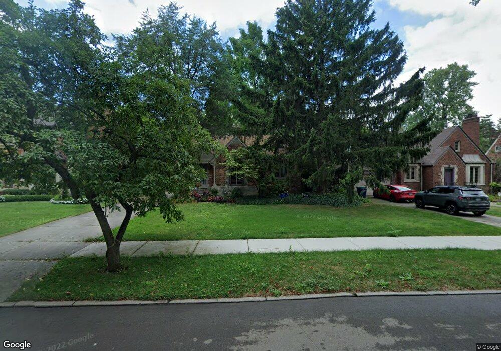 535 Barrington Rd, Grosse Pointe Park, MI 48230 - photo 1