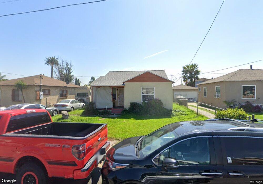 930 W Arbutus St, Compton, CA 90220 - photo 1