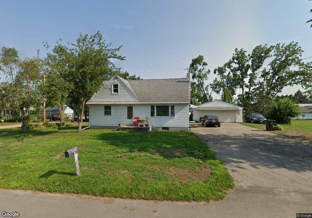 4300 Cedarcrest Ct NW, Cedar Rapids, IA 52405 - photo 1