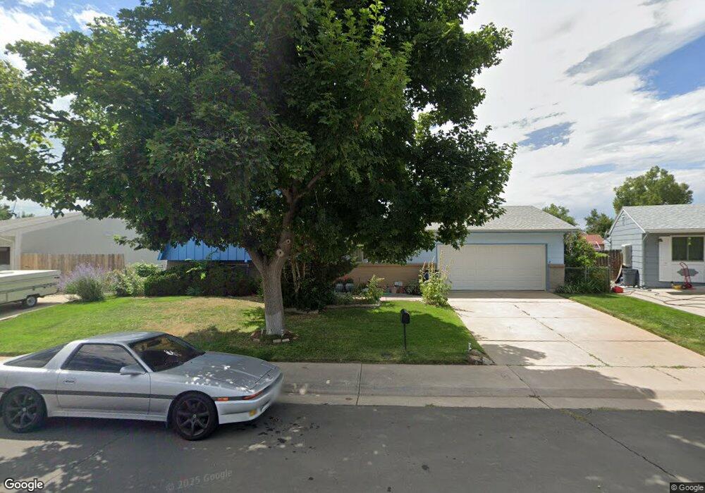 671 S Nile Way, Aurora, CO 80012 - photo 1