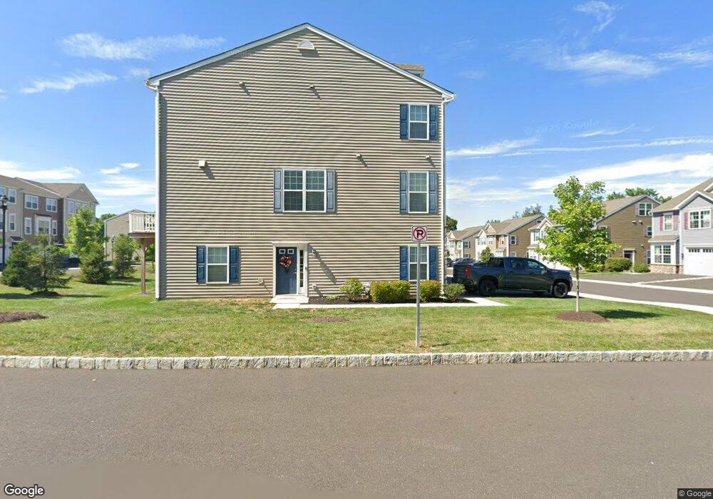 1040 Chapman Cir, Hatfield, PA 19440 - photo 1