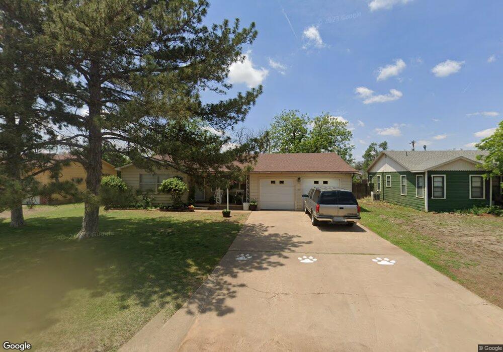1309 Vernon St, Plainview, TX 79072 - photo 1