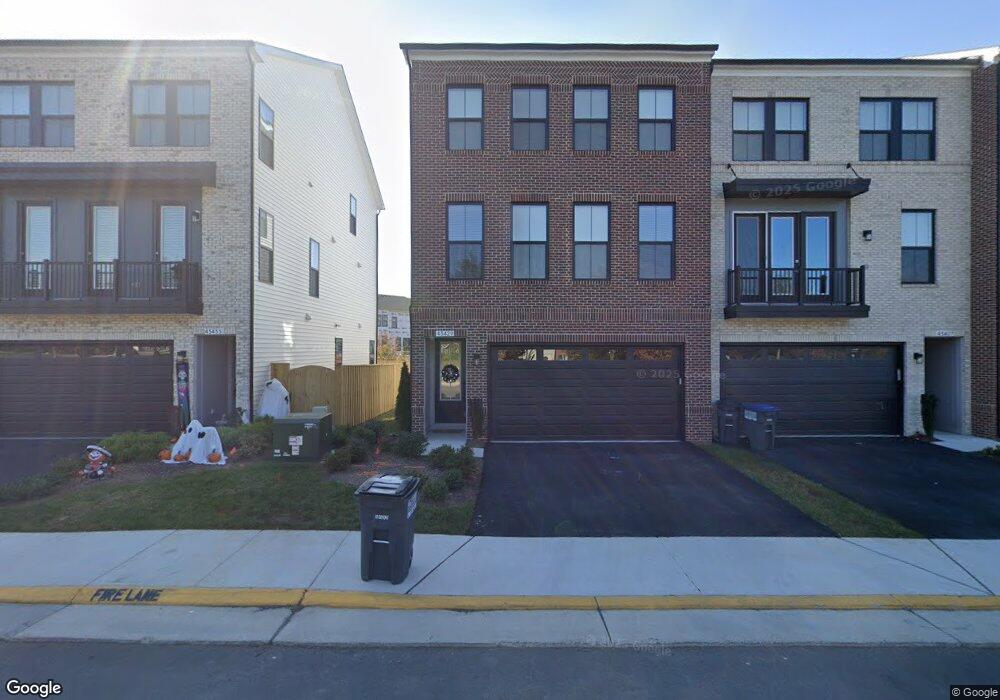 43429 Farringdon Square, Broadlands, VA 20148 - photo 1