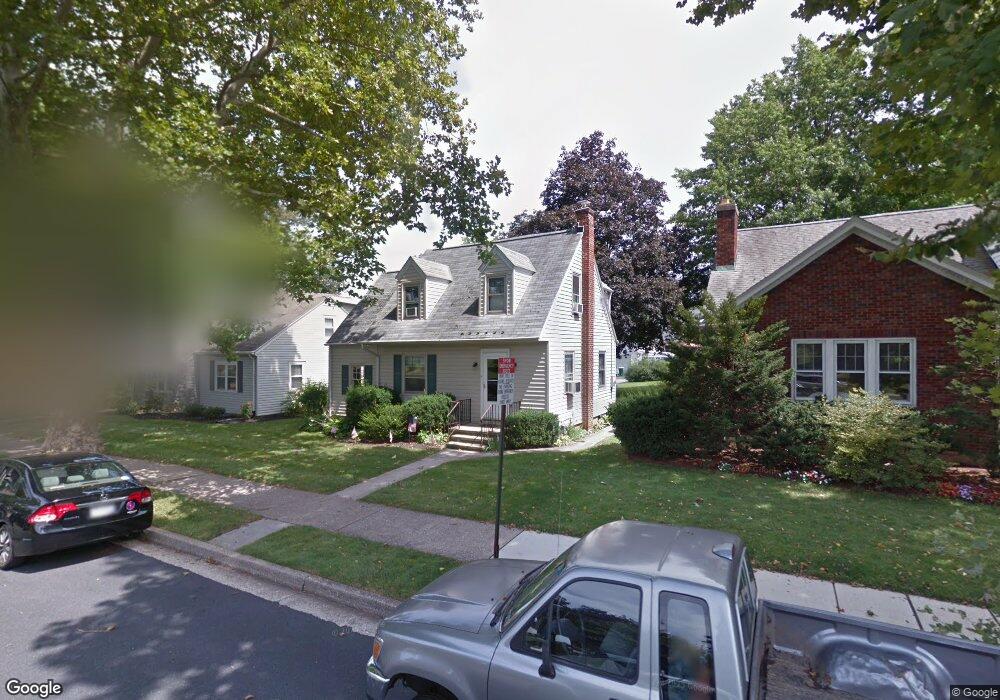 110 Cedar Ave, Hershey, PA 17033 - photo 1