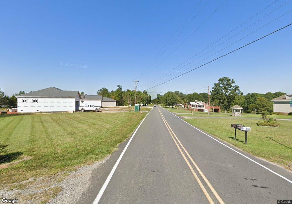 3297 33rd St NE, Hickory, NC 28601 - photo 1