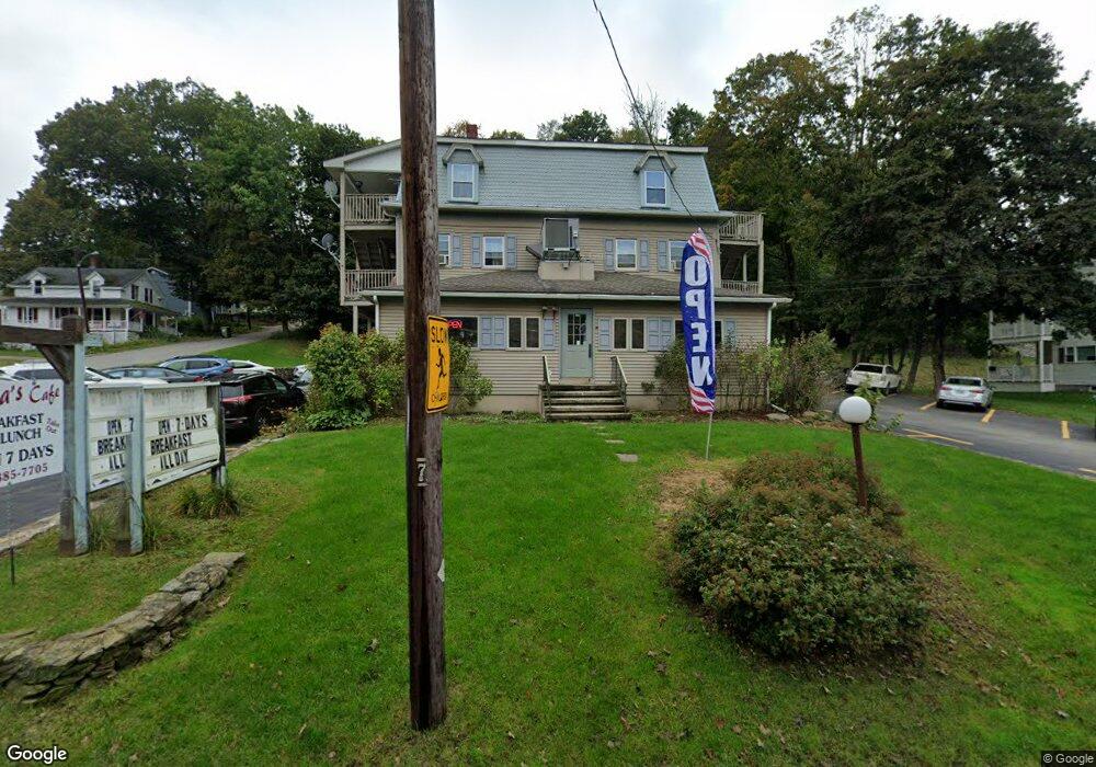 31 Pleasant St, Spencer, MA 01562 - photo 1