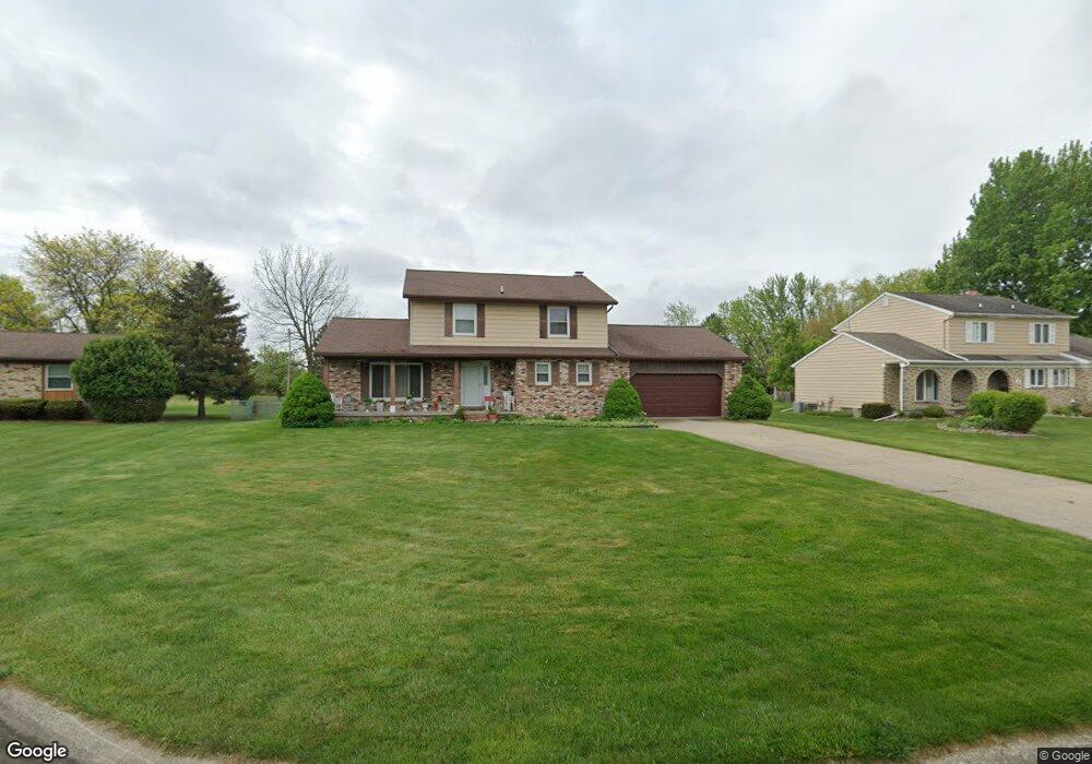 1036 Sussex Ln, Flint, MI 48532 - photo 1