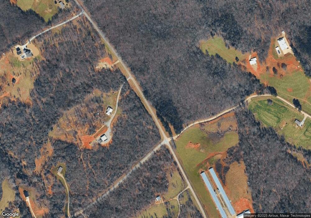 1722 Garrison Rd, Cornelia, GA 30531 - photo 1