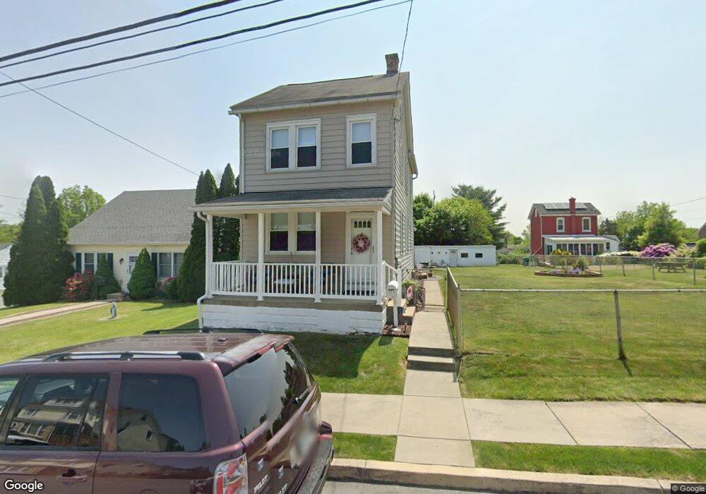 124 E Race St, Pottstown, PA 19464 - photo 1