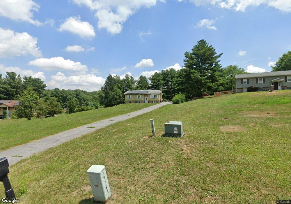 993 Hacienda Ct, Westminster, MD 21157 - photo 1