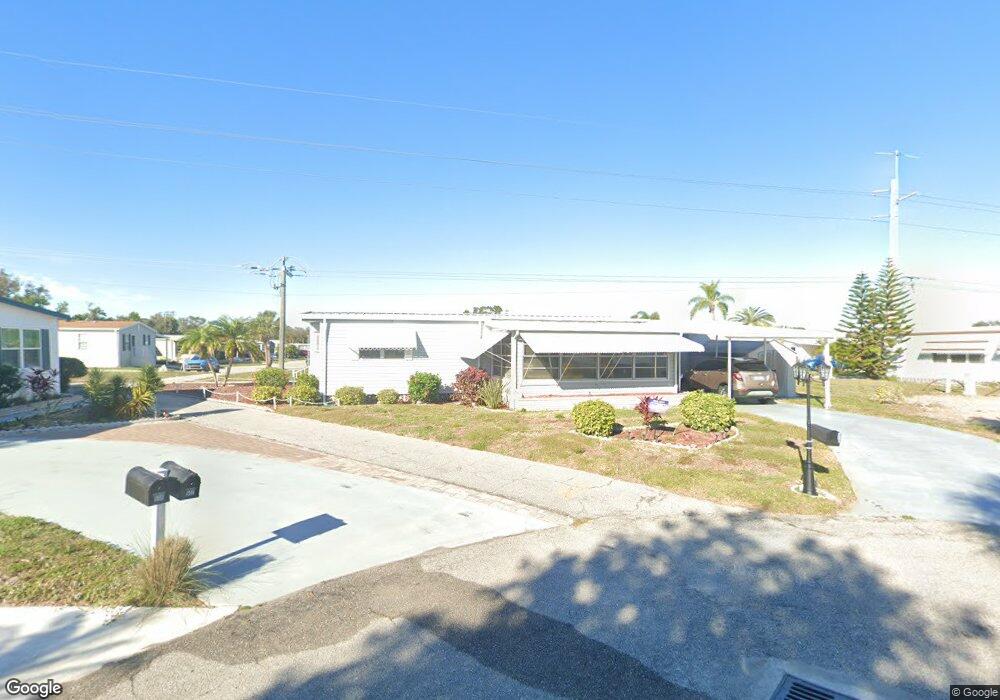 901 W Ybor Ave, Venice, FL 34285 - photo 1