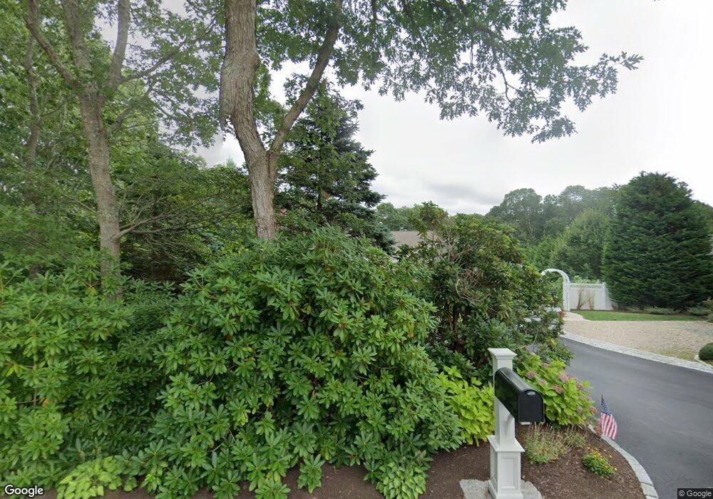 19 Horseshoe Ln, Falmouth, MA 02540 - photo 1