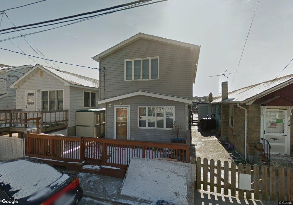 22 W 16th Rd unit HOUSE, Broad Channel, NY 11693 - photo 1