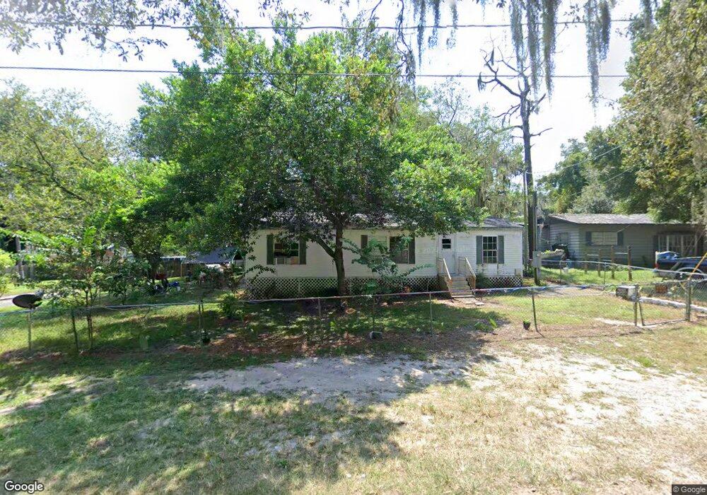 5302 Hillsborough Cir, Tampa, FL 33610 - photo 1