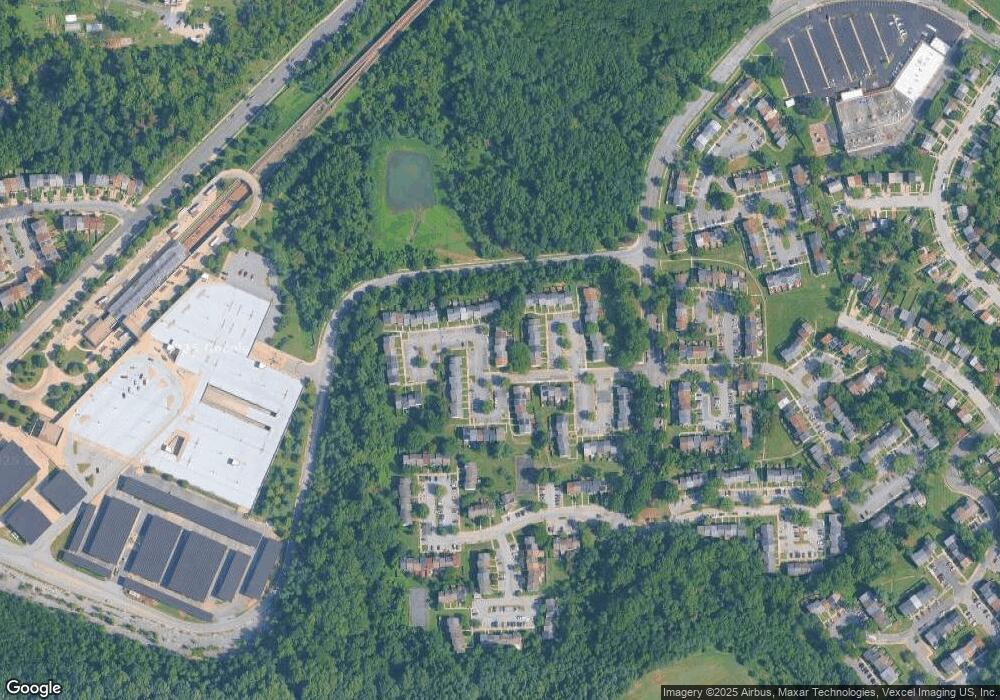 2052 N Anvil Ln, Temple Hills, MD 20748 - photo 1