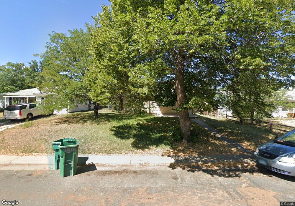 1073 Geneva St, Aurora, CO 80010 - photo 1