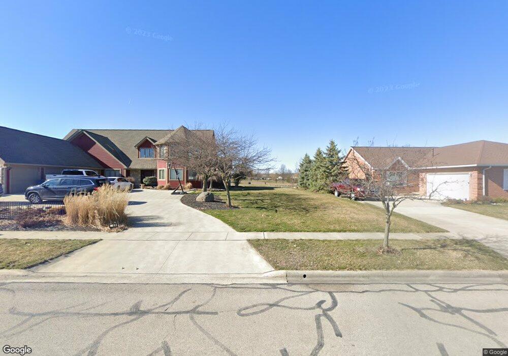 436 Timberview Dr, Marysville, OH 43040 - photo 1